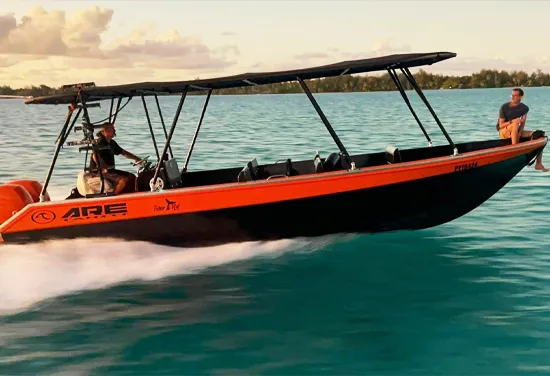 Bateau de snorkeling à Bora Bora